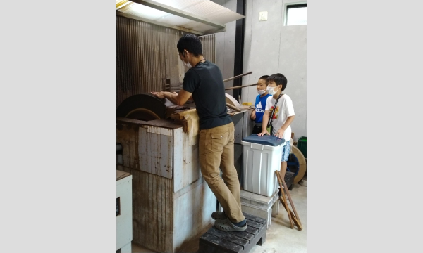 【キャンセル待ち専用】迫力満点!堺の伝統的な刃物を研ぐ技法を間近で見てみよう!(8月10日(木)10時の部) イベント画像1
