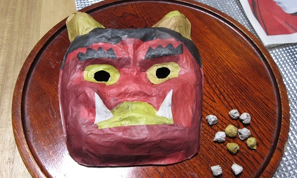 お気に入りの新聞紙で作るオニのお面 講座