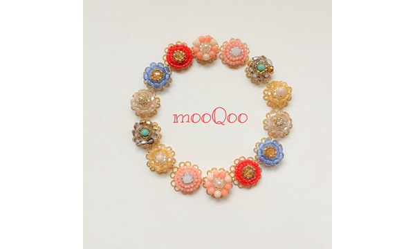 自分へのごほうびに　カラフル小粒ピアス・イヤリング講座